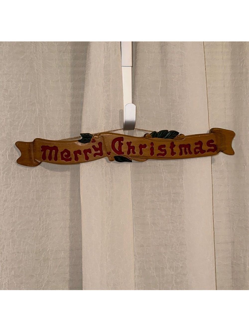 Vintage Handmade Chiseled Wood “Merry Christmas” Sign Tan Red Green